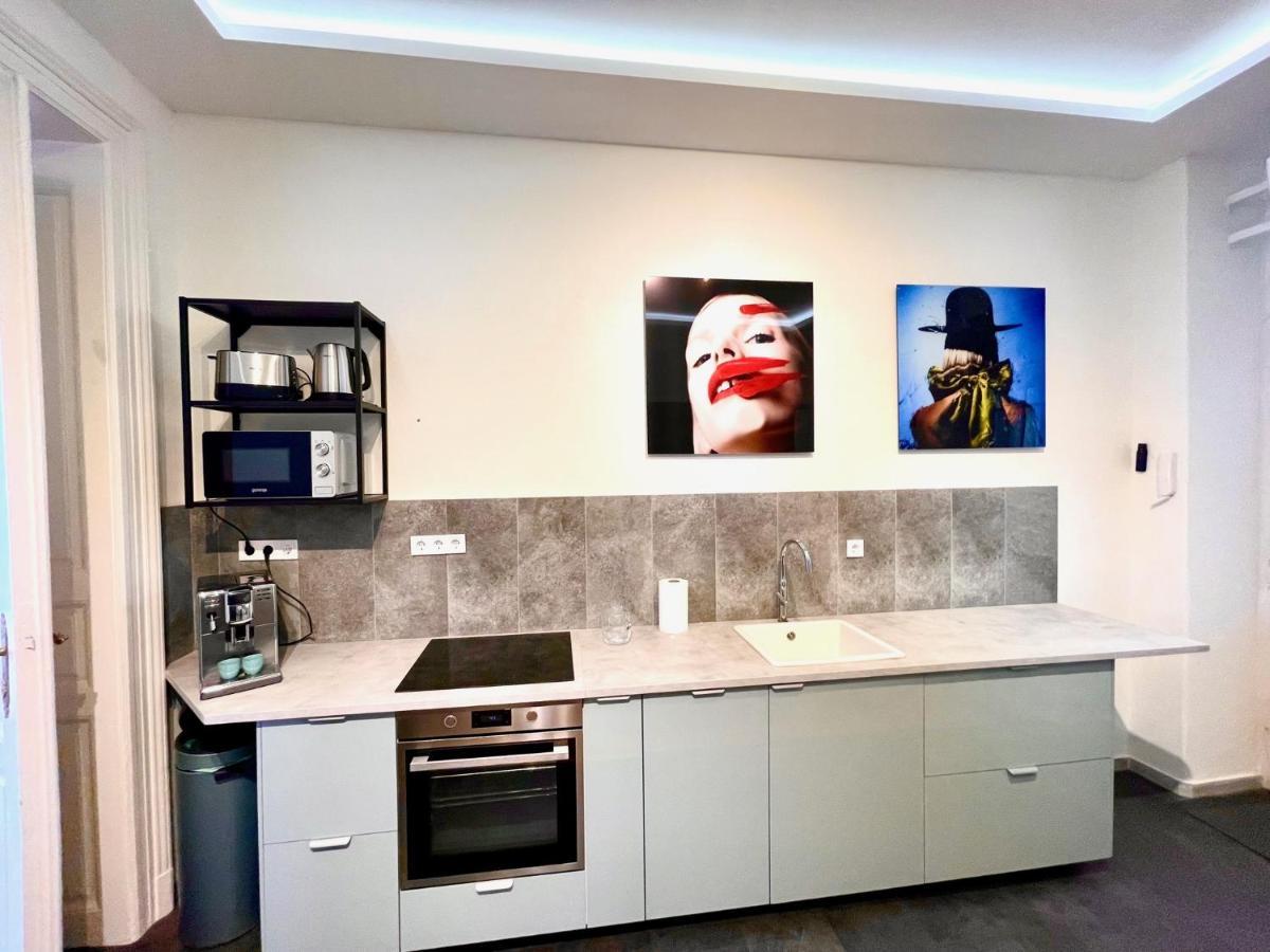 Aviator Luxury Apartment
